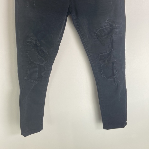 ✨3/$25✨ Forever 21 Men’s Black Distressed Jeans - 29 - Picture 4 of 7